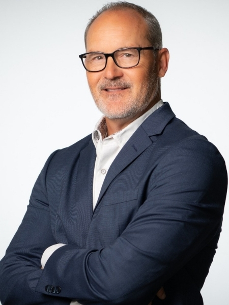 Wade Blair headshot